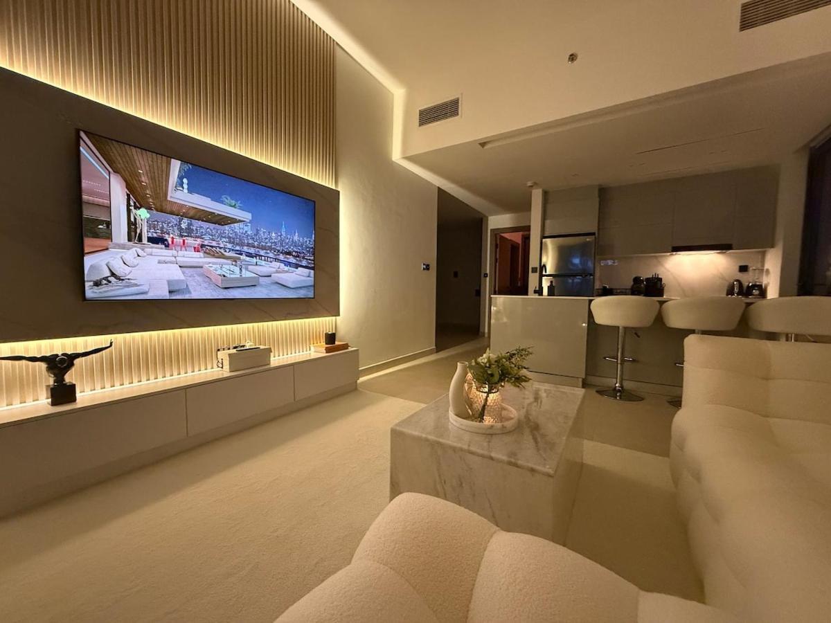 Elegant & Luxury 2Br Apartment Burj And Canal View Sabkhah Экстерьер фото