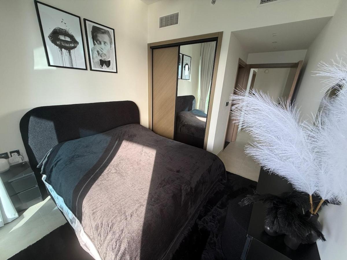 Elegant & Luxury 2Br Apartment Burj And Canal View Sabkhah Экстерьер фото