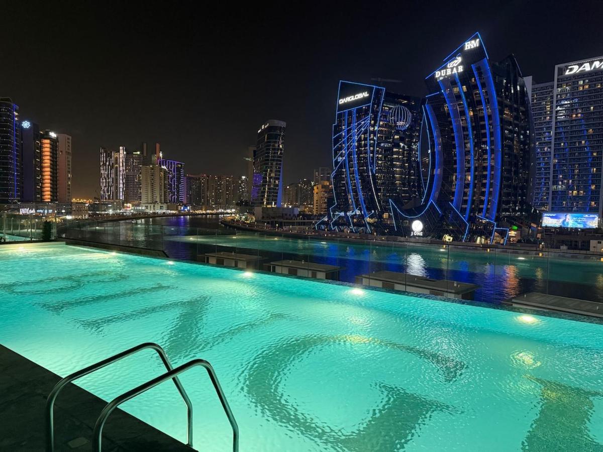 Elegant & Luxury 2Br Apartment Burj And Canal View Sabkhah Экстерьер фото
