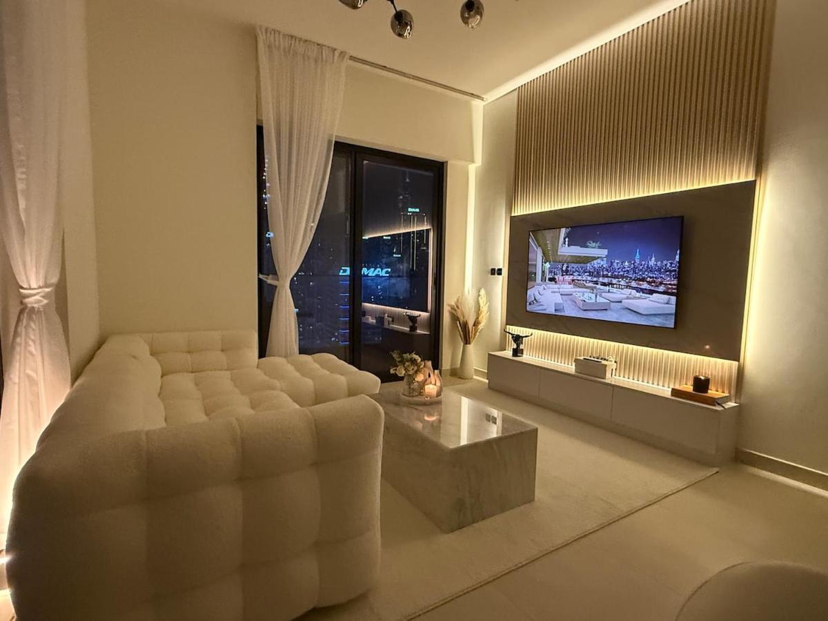 Elegant & Luxury 2Br Apartment Burj And Canal View Sabkhah Экстерьер фото