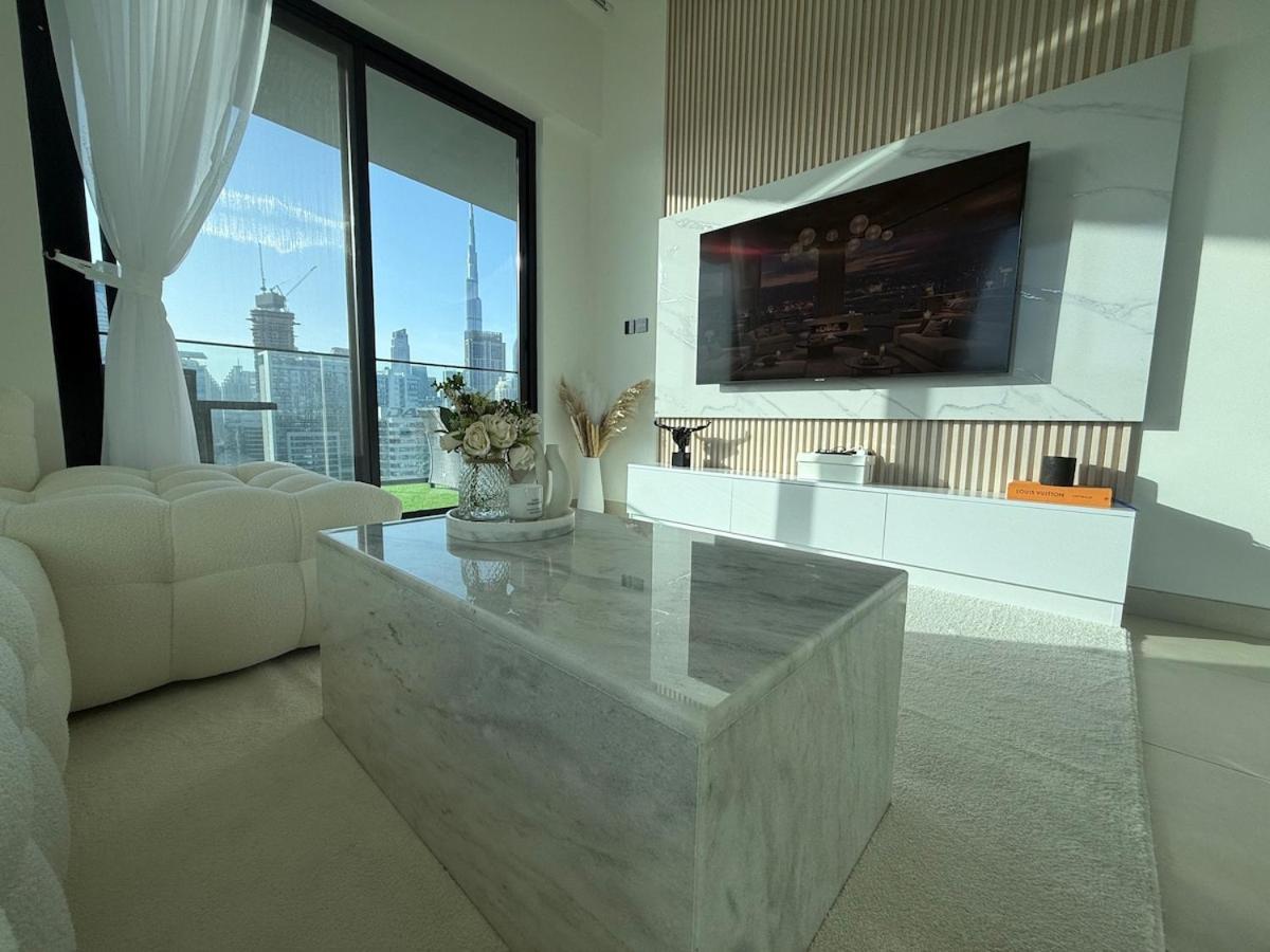 Elegant & Luxury 2Br Apartment Burj And Canal View Sabkhah Экстерьер фото